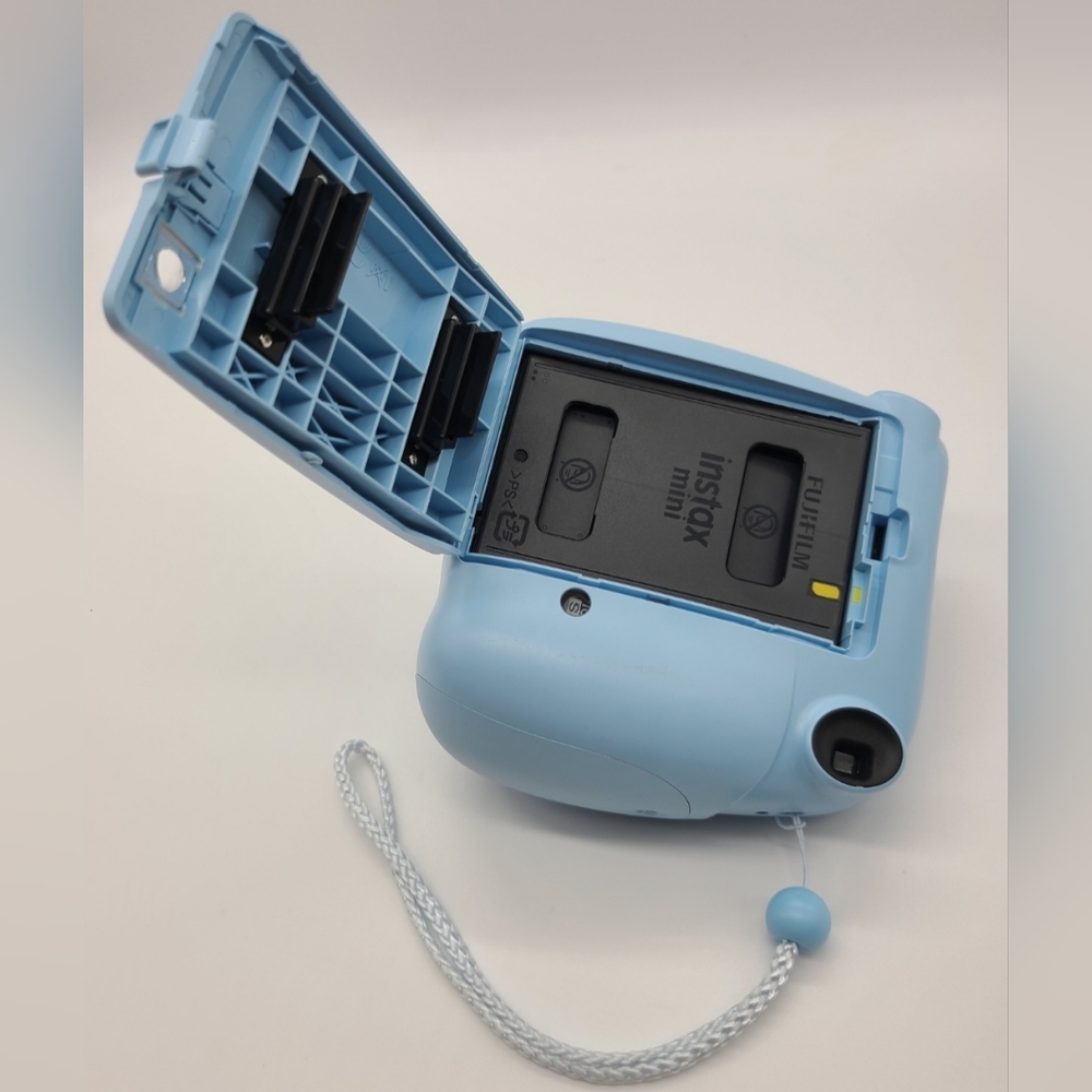 Instax blue mini 7+